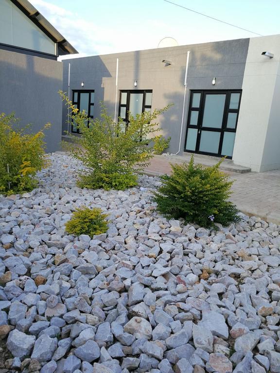 Tsumeb Guesthouse Kamho Extérieur photo