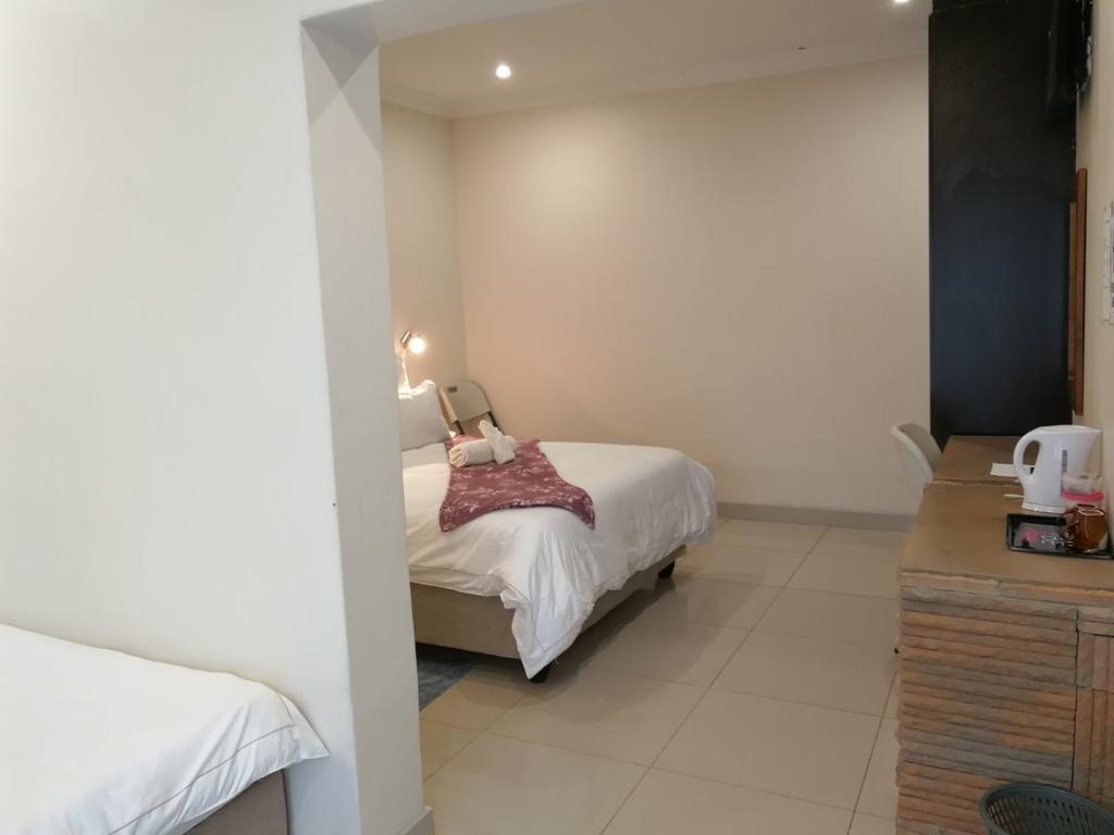 Tsumeb Guesthouse Kamho Extérieur photo