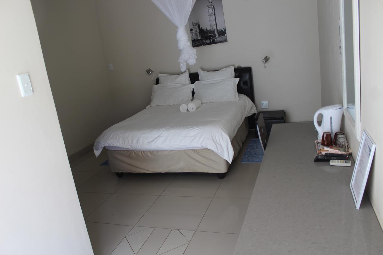 Tsumeb Guesthouse Kamho Extérieur photo
