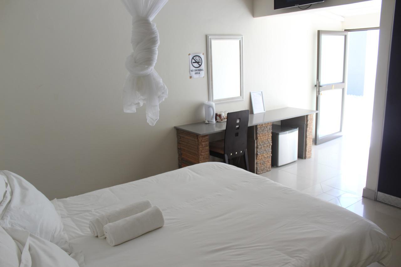 Tsumeb Guesthouse Kamho Extérieur photo