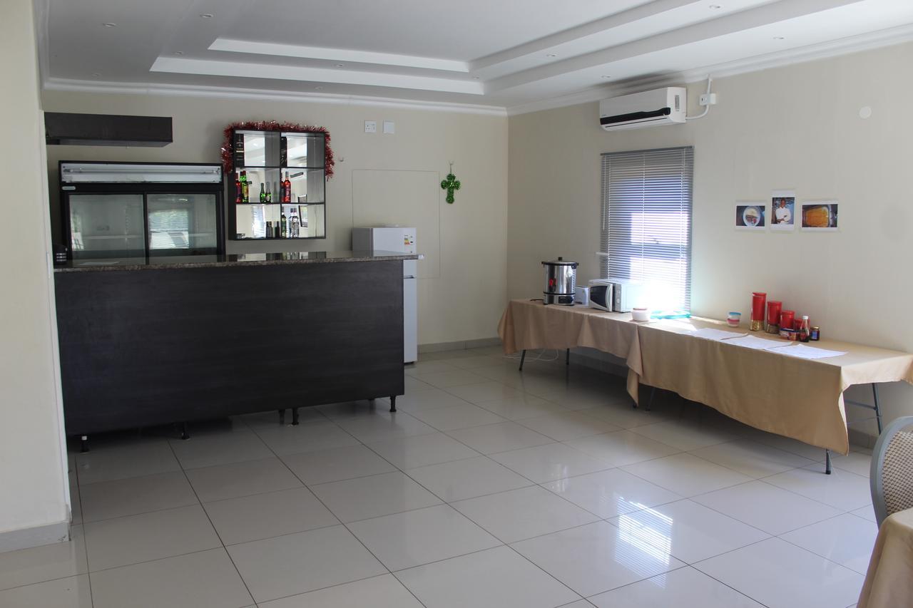 Tsumeb Guesthouse Kamho Extérieur photo